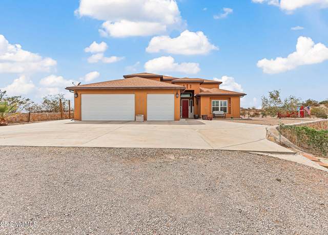 Property at 2595 Webb Rd, Las Cruces, NM 88012, 3 beds, 3.5 baths