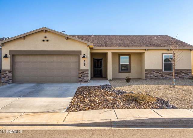 Property at 7100 Aretha Way, Las Cruces, NM 88012, 3 beds, 2 baths