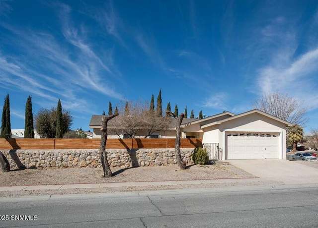 Property at 4923 Arena Dr, Las Cruces, NM 88012, 3 beds, 2 baths