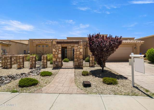 Property at 4447 Miramar Arc, Las Cruces, NM 88011, 3 beds, 2.5 baths