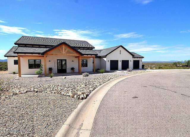 Property at 4999 Horse Springs Ct, Las Cruces, NM 88011, 3 beds, 3.5 baths