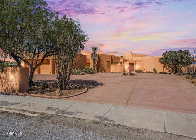 Property at 1540 Vista Del Valle, Las Cruces, NM 88005, 3 beds, 3.5 baths