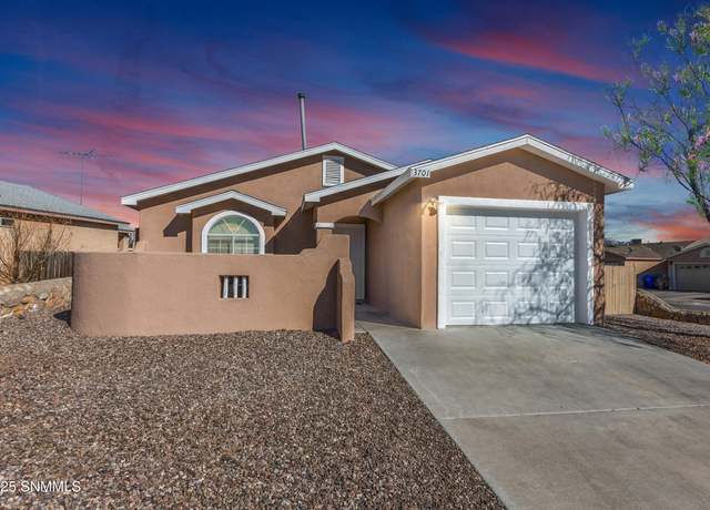 Property at 3701 Stoneway Rd, Las Cruces, NM 88012, 3 beds, 2 baths
