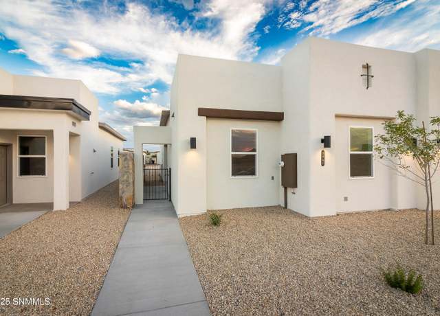Property at 3062 Gladstone St, Las Cruces, NM 88012, 3 beds, 2 baths