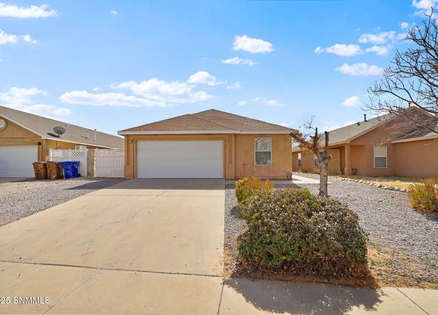 Property at 4824 Calle Bella Ave, Las Cruces, NM 88012, 3 beds, 2 baths