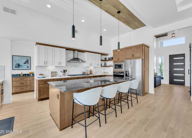 Property at 3984 Jericho St, Las Cruces, NM 88012, 4 beds, 3.5 baths