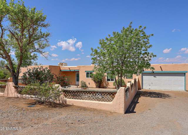 Property at 4830 Sage Rd, Las Cruces, NM 88011, 3 beds, 2 baths
