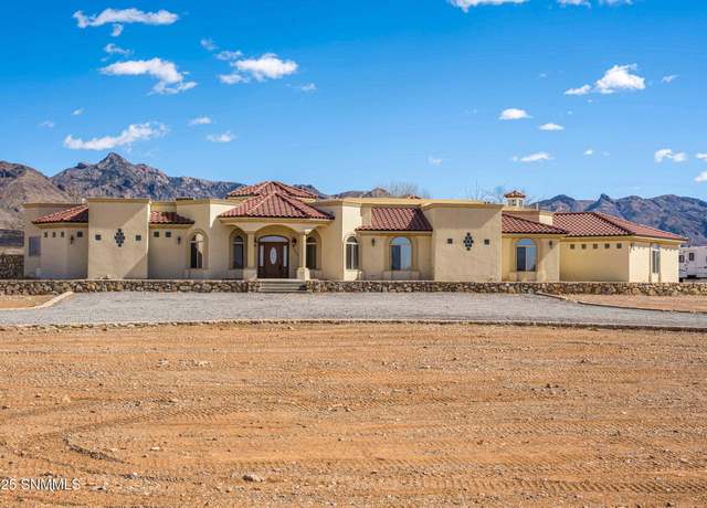 Property at 8200 Dripping Springs Rd, Las Cruces, NM 88011, 4 beds, 5 baths