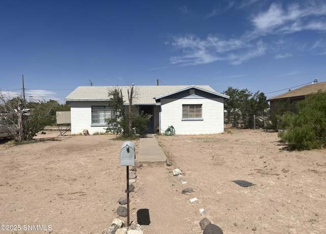 Property at 704 S 10th St, Deming, NM 88030, 2 beds, 1 bath