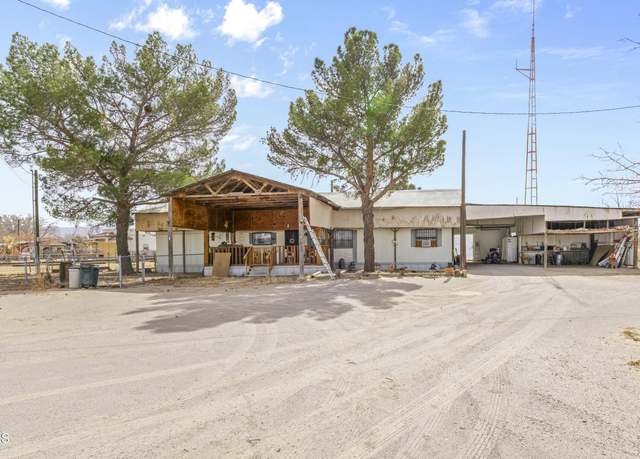 Property at 1917 Washington St, Anthony, NM 88021, 3 beds, 1.5 baths