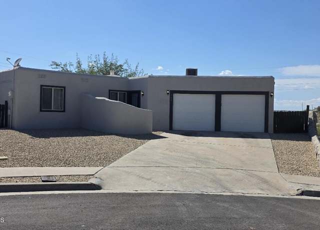 Property at 740 Lariat Dr, Las Cruces, NM 88011, 3 beds, 3 baths