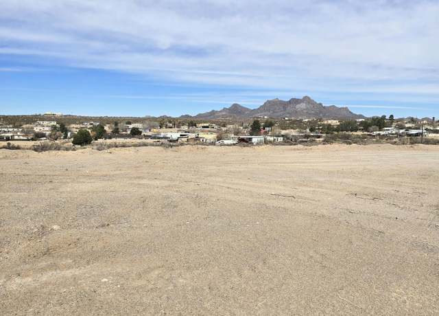 Property at 5344 Pistolero Pl, Las Cruces, NM 88012, 4 beds, 2 baths