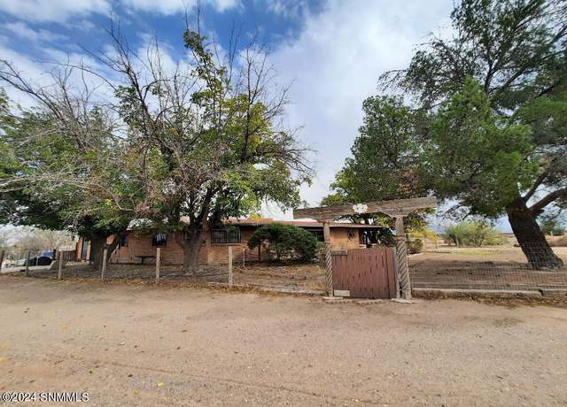 Property at 3216 Three Saints Rd Rd, Anthony, NM 88021