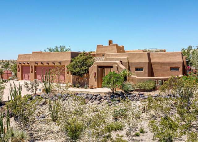 Property at 6145 Luna De Oro, Las Cruces, NM 88011, 3 beds, 2.5 baths