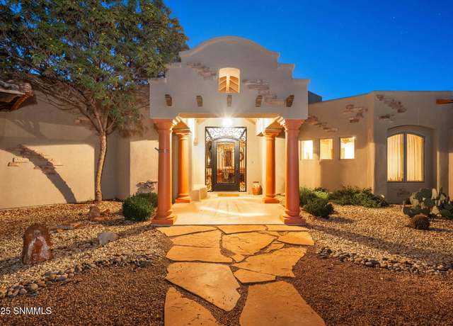 Property at 1229 Titania Ct, Las Cruces, NM 88007, 3 beds, 3.5 baths