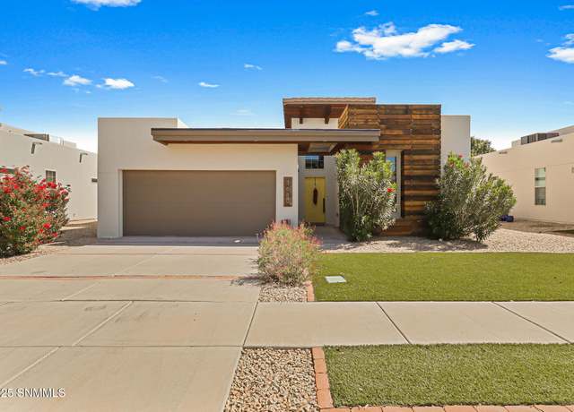Property at 3680 Santa Cecilia Ave, Las Cruces, NM 88012, 3 beds, 2 baths
