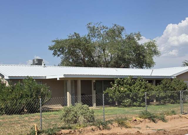 Property at 6725 Cortez Dr, Las Cruces, NM 88011, 3 beds, 2 baths