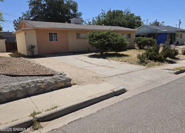 Property at 1755 Walden Dr, Las Cruces, NM 88001, 3 beds, 1.5 baths
