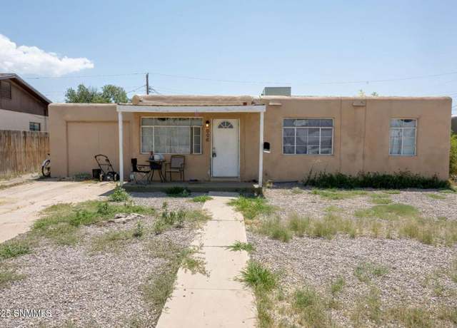 Property at 1006 Dewey Ln, Alamogordo, NM 88310, 2 beds, 1.5 baths