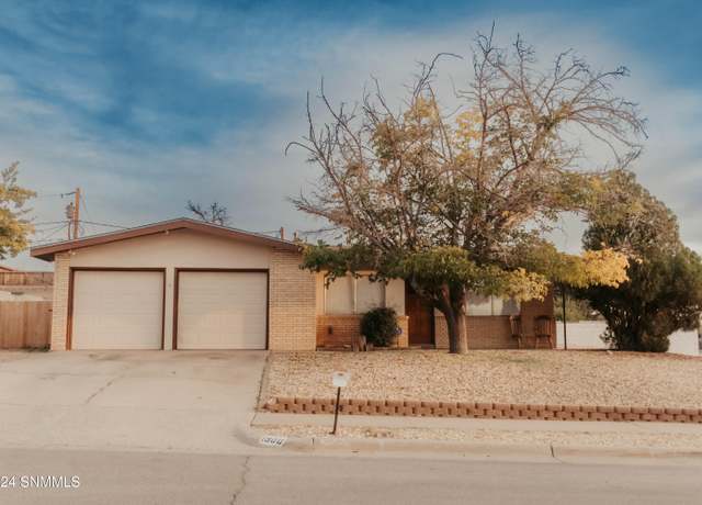Property at 1900 Phyllis Ln, Las Cruces, NM 88001, 3 beds, 2 baths