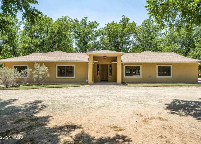 Property at 1810 S Fairacres Rd, Las Cruces, NM 88005, 3 beds, 3 baths