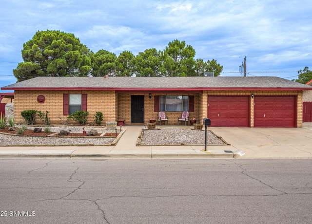 Property at 797 Frank Maes Ave, Las Cruces, NM 88005, 4 beds, 2 baths