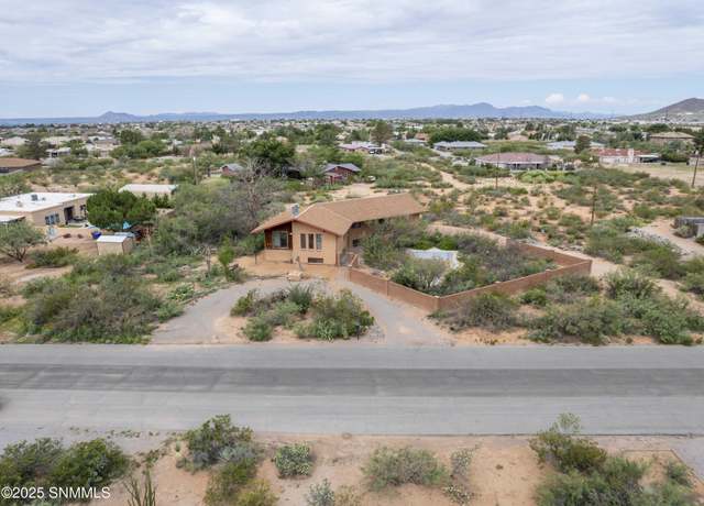 Property at 5775 Shadow Hills Rd, Las Cruces, NM 88012, 4 beds, 3 baths