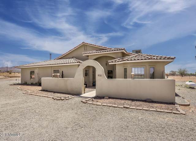 Property at 9520 Dragonfly Ave, Las Cruces, NM 88012, 4 beds, 3 baths