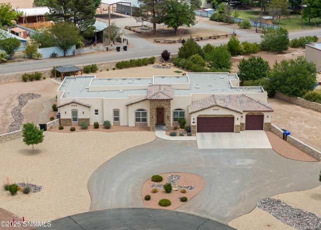 Property at 1125 Cactus Wren Ct, Las Cruces, NM 88007, 6 beds, 4.5 baths