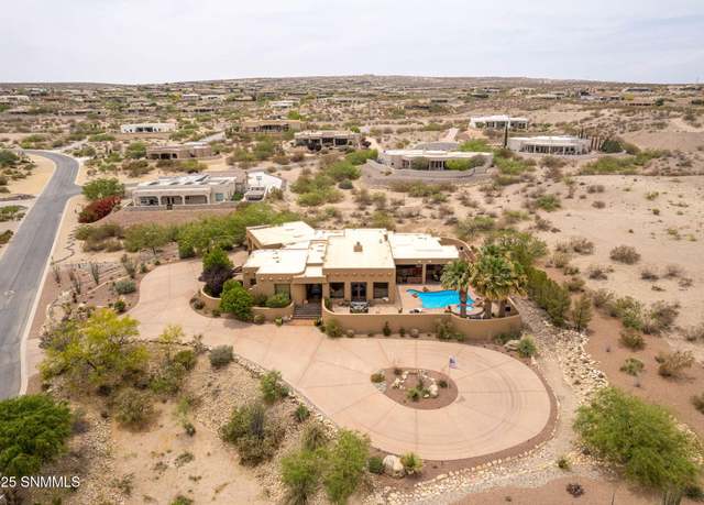 Property at 8095 Renoir Loop, Las Cruces, NM 88007, 4 beds, 2.5 baths