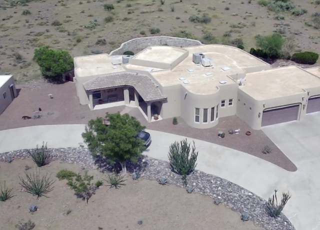 Property at 5045 Copper Bar Rd, Las Cruces, NM 88011, 3 beds, 2.5 baths
