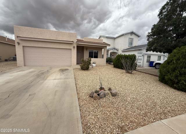 Property at 5011 Kensington Way Way, Las Cruces, NM 88012, 3 beds, 2.5 baths