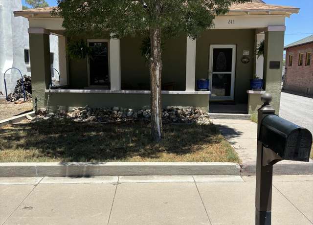 Property at 311 S Miranda St, Las Cruces, NM 88005, 3 beds, 1 bath