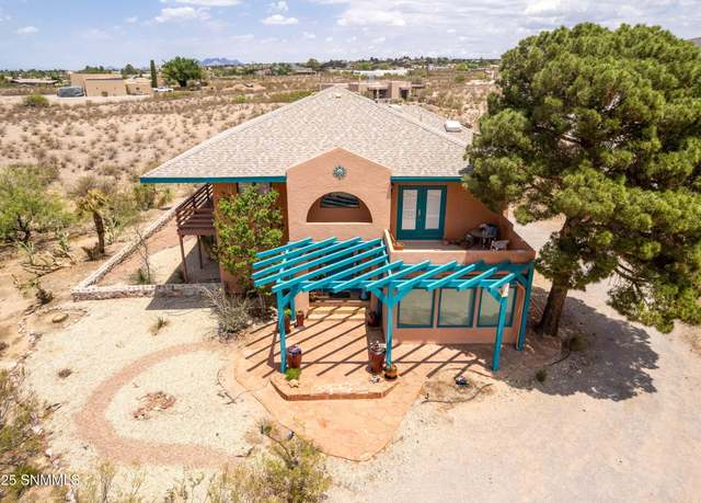 Property at 4315 Tellbrook Rd, Las Cruces, NM 88011, 4 beds, 3 baths