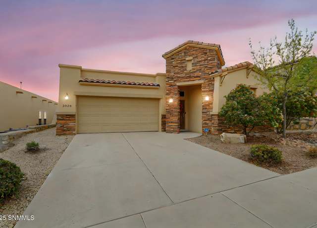 Property at 2028 E Villa Napoli Loop, Las Cruces, NM 88011, 4 beds, 2 baths