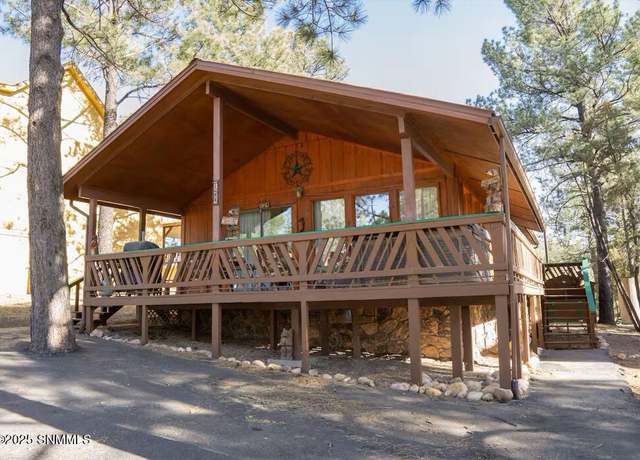 Property at 124 North Street St, Ruidoso, NM 88345, 2 beds, 2 baths