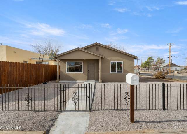 Property at 1173 Douglas Dr, Las Cruces, NM 88005, 3 beds, 2 baths
