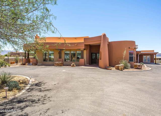 Property at 5260 Angel Fire Pl, Las Cruces, NM 88011, 4 beds, 2.5 baths