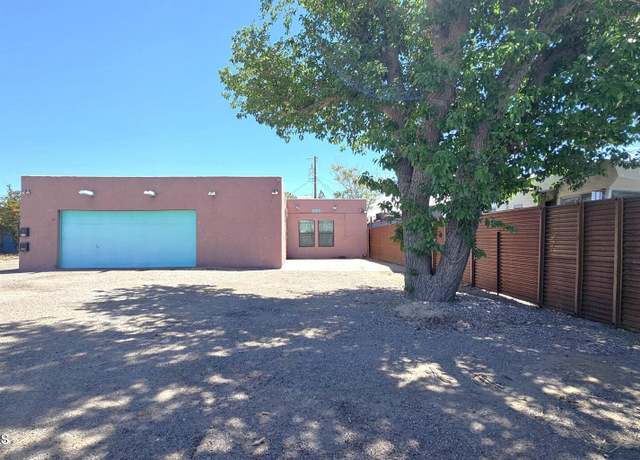 Property at 1229 S Espanola St, Las Cruces, NM 88001, 2 beds, 1.5 baths