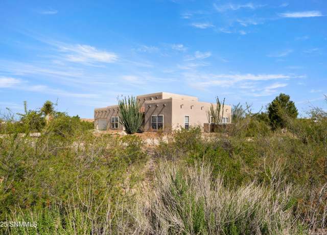 Property at 8801 Silk Oak Ct, Las Cruces, NM 88011, 4 beds, 2 baths