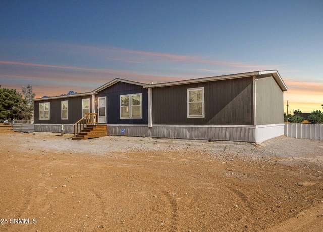 Property at 9074 Lisa Ln, Las Cruces, NM 88012, 4 beds, 2 baths