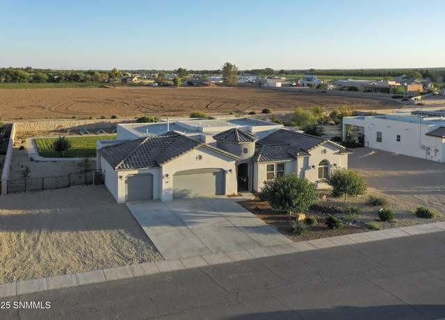 Property at 191 Plymouth Rock Rd, Las Cruces, NM 88007, 3 beds, 2.5 baths