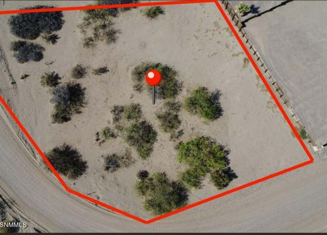 Property at 413 Travis St, Elephant Butte, NM 87935
