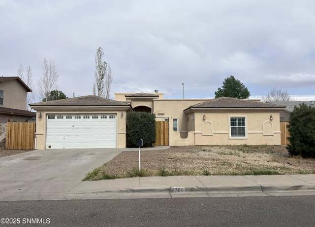 Property at 1708 Winton Cir, Las Cruces, NM 88007, 4 beds, 3 baths