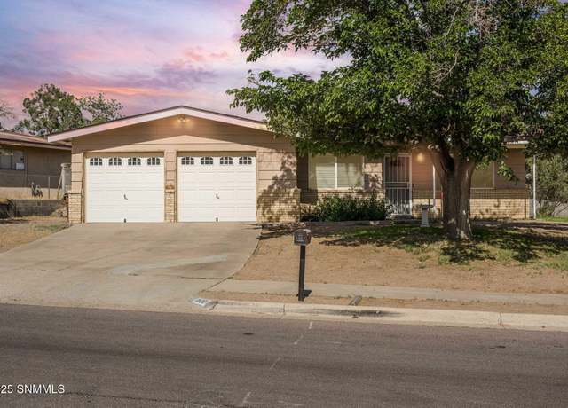 Property at 1900 Darlene Dr, Las Cruces, NM 88001, 3 beds, 2 baths