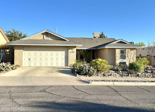 Property at 1530 Pebble Beach Rd, Las Cruces, NM 88011, 3 beds, 2 baths