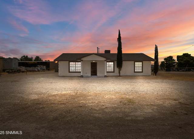 Property at 241 Pinkerton Ct, Las Cruces, NM 88007, 3 beds, 2 baths