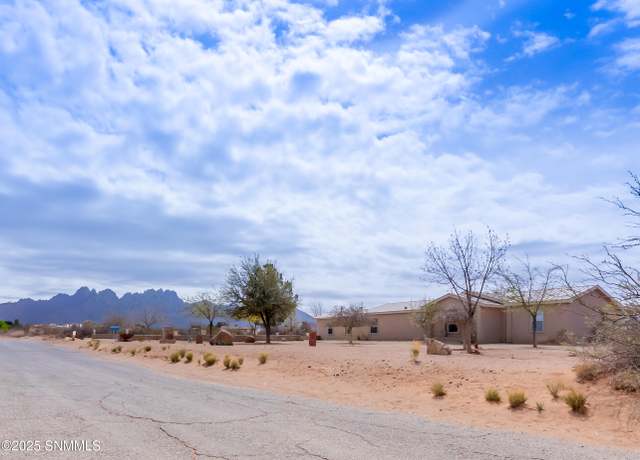 Property at 7650 Cortez Dr, Las Cruces, NM 88011, 3 beds, 2 baths