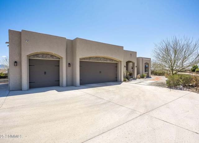 Property at 10300 Tuscany Dr, Las Cruces, NM 88007, 3 beds, 3 baths
