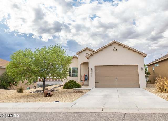 Property at 2993 Escenico Ct, Las Cruces, NM 88012, 4 beds, 2.5 baths